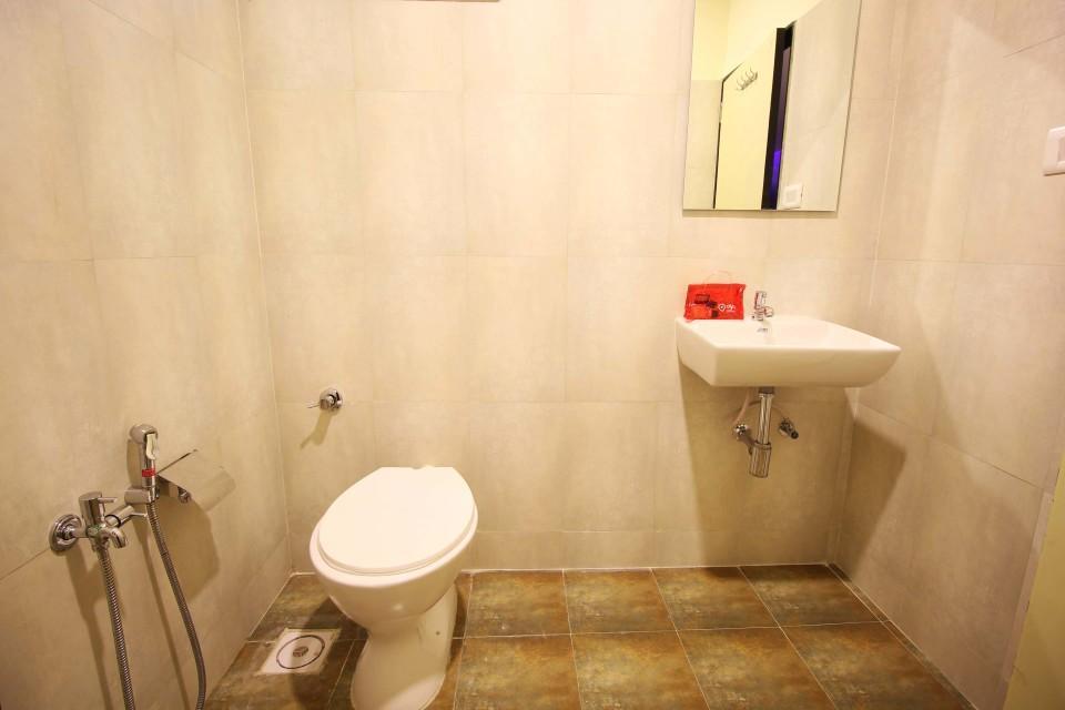 Hotel Ambience Sarkhej Екстер'єр фото